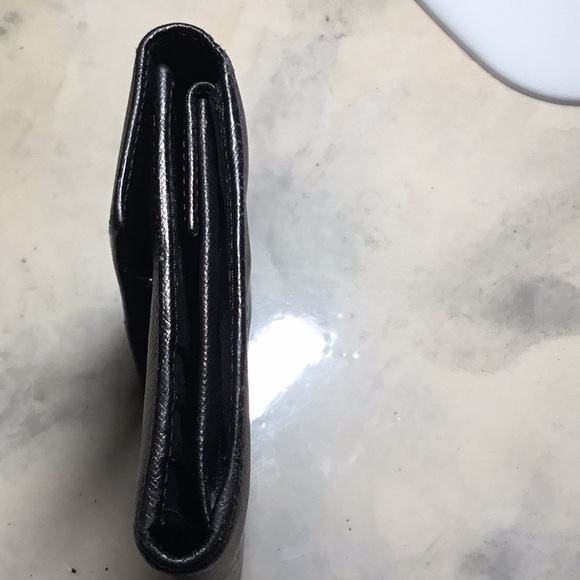 100% AUTHENTIC PRADA SAFFIANO LEATHER WALLET BLACK TRI-FOLD - Picture 8 of 11